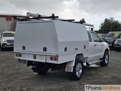 2015 Toyota Hilux - Thumbnail