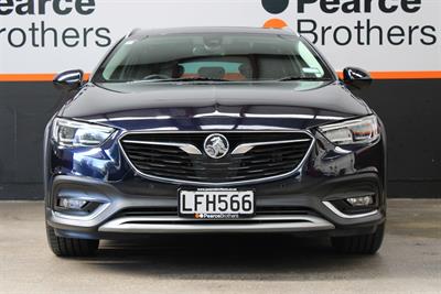 2018 Holden Commodore - Thumbnail