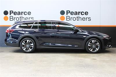 2018 Holden Commodore - Thumbnail