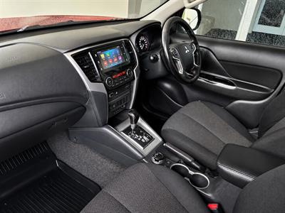 2020 Mitsubishi Triton - Thumbnail
