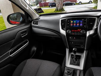 2020 Mitsubishi Triton - Thumbnail