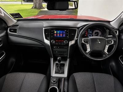 2020 Mitsubishi Triton - Thumbnail