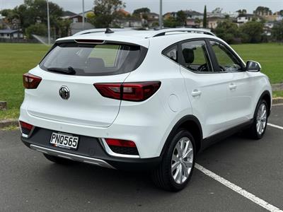 2022 MG ZS - Thumbnail