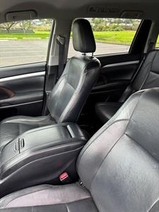 2015 Toyota Highlander - Thumbnail