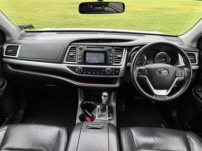 2015 Toyota Highlander - Thumbnail