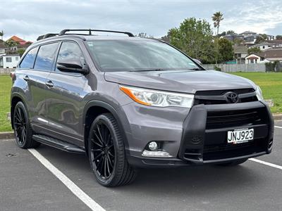 2015 Toyota Highlander - Thumbnail
