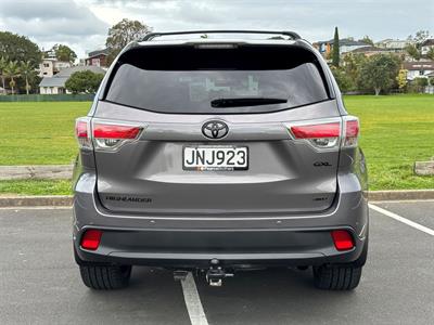 2015 Toyota Highlander - Thumbnail