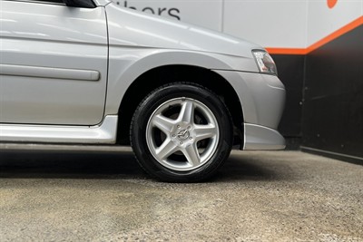 2001 Mazda Demio - Thumbnail