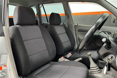 2001 Mazda Demio - Thumbnail