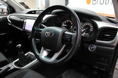 2021 Toyota Hilux - Thumbnail
