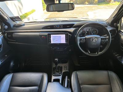 2023 Toyota Hilux - Thumbnail