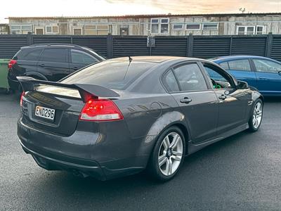 2008 Holden COMMODORE - Thumbnail