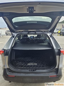 2019 Toyota RAV4 - Thumbnail
