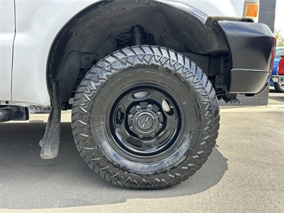 2004 Ford F250 - Thumbnail