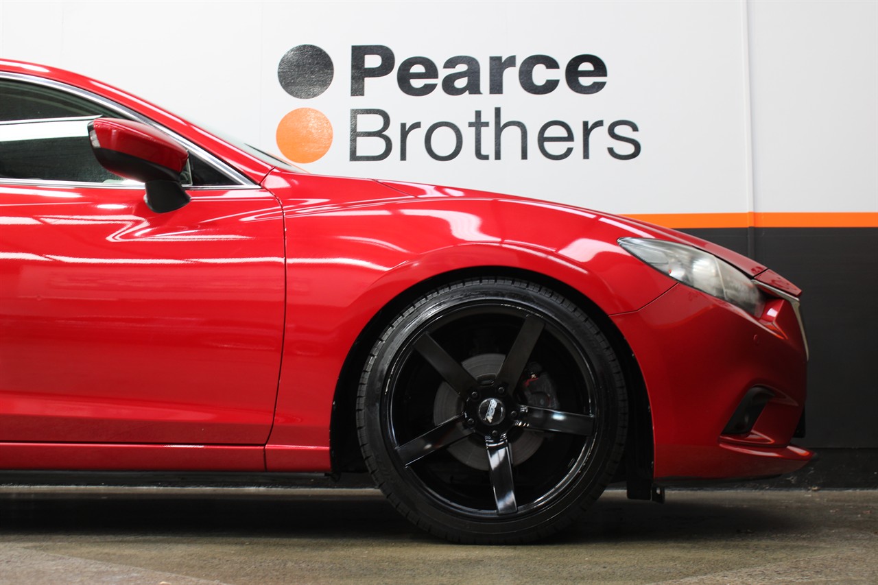 2013 Mazda Atenza