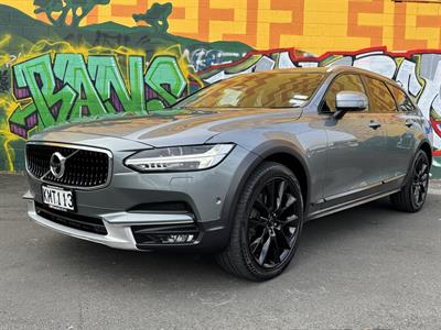 2017 Volvo V90 - Thumbnail