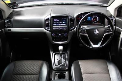 2017 Holden Captiva - Thumbnail
