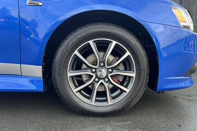 2015 Mitsubishi Lancer - Thumbnail