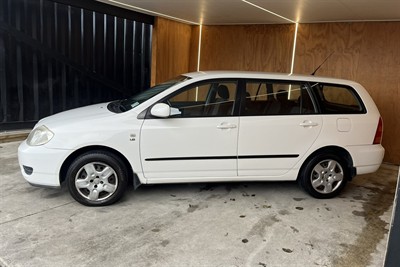 2007 Toyota Corolla - Thumbnail