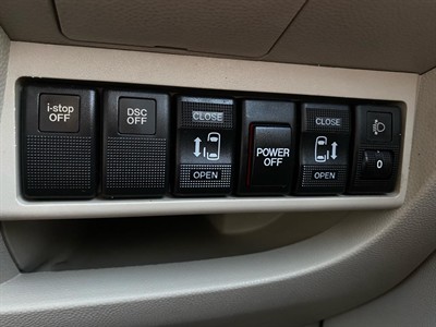 2010 Mazda Biante - Thumbnail