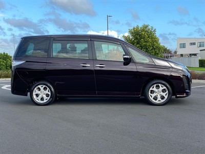 2010 Mazda Biante - Thumbnail
