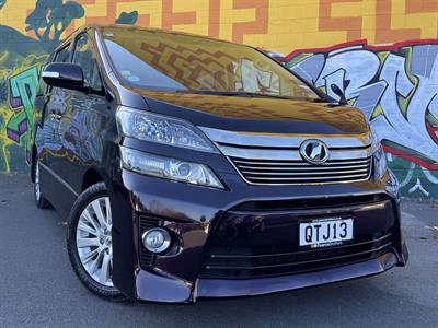 2012 Toyota Vellfire - Thumbnail