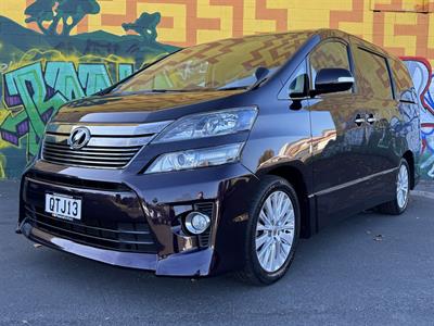 2012 Toyota Vellfire - Thumbnail
