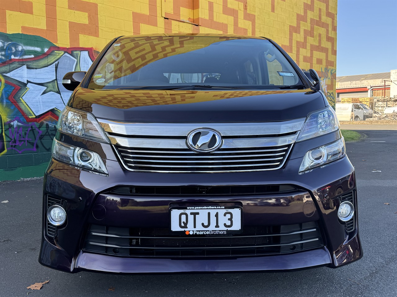 2012 Toyota Vellfire