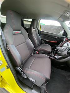 2018 Suzuki Swift - Thumbnail