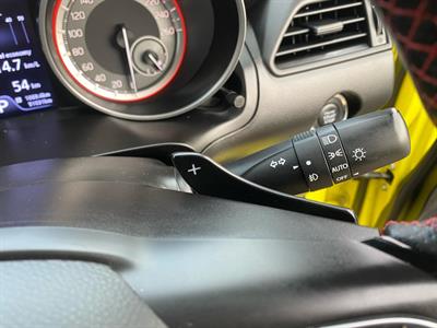 2018 Suzuki Swift - Thumbnail