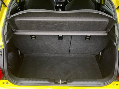 2018 Suzuki Swift - Thumbnail