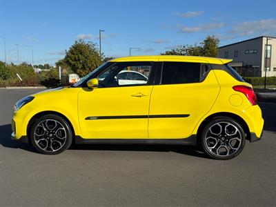 2018 Suzuki Swift - Thumbnail