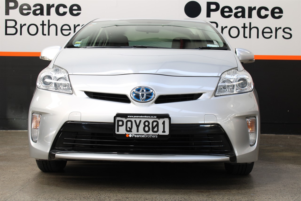 2015 Toyota PRIUS