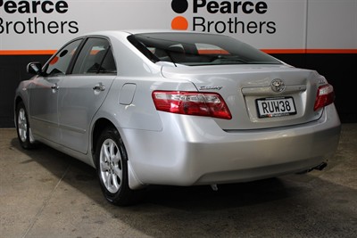 2009 Toyota Camry - Thumbnail