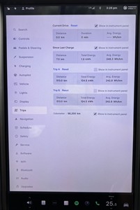 2019 Tesla Model X - Thumbnail