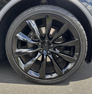 2019 Tesla Model X - Thumbnail