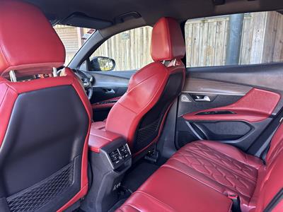 2022 Peugeot 3008 - Thumbnail