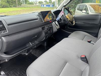 2019 Toyota Hiace - Thumbnail