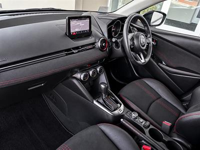 2024 Mazda 2 - Thumbnail