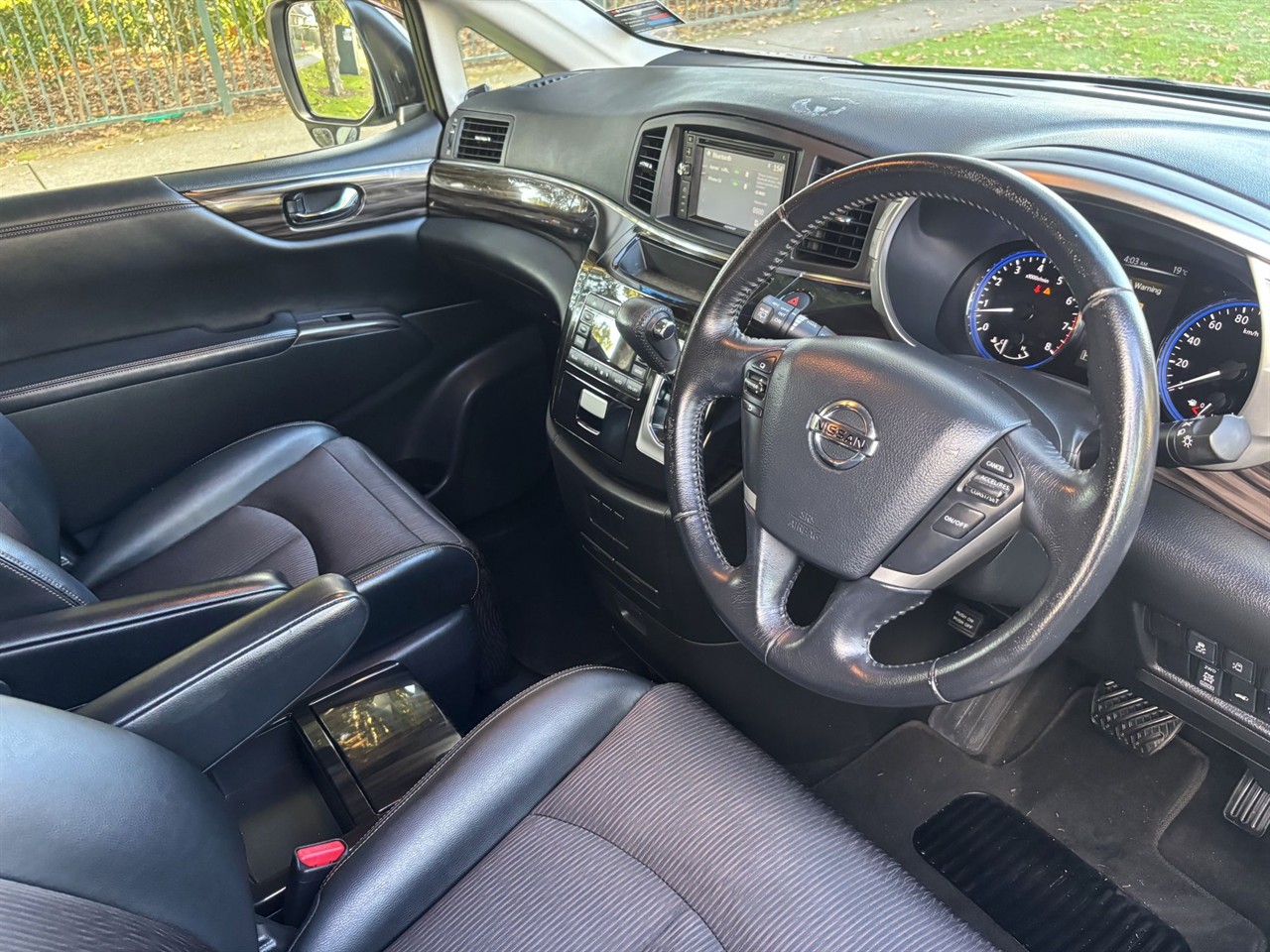 2014 Nissan ELGRAND