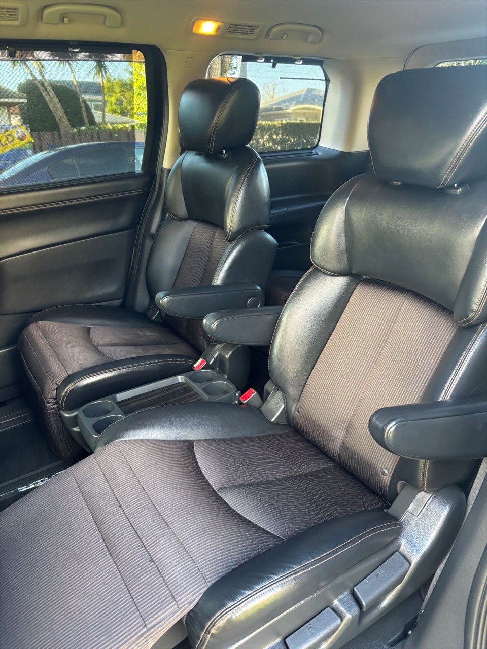2014 Nissan ELGRAND