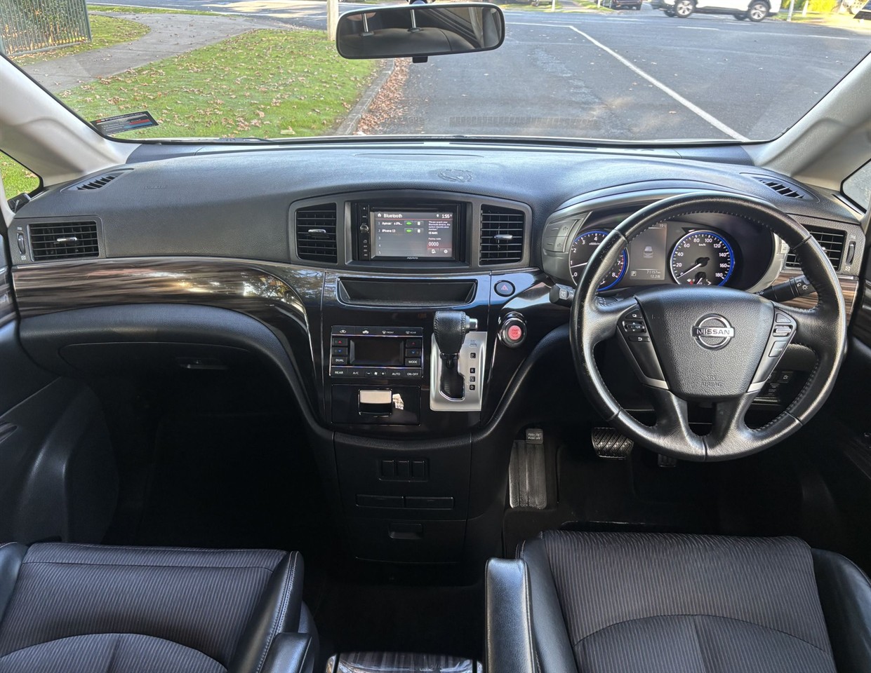 2014 Nissan ELGRAND