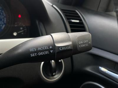 2009 Holden Commodore - Thumbnail