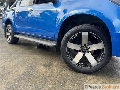 2015 Holden Colorado - Thumbnail