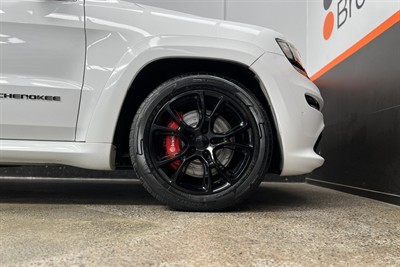 2014 Jeep Grand Cherokee - Thumbnail