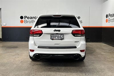 2014 Jeep Grand Cherokee - Thumbnail