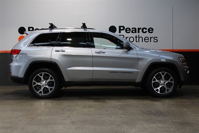 2019 Jeep Grand Cherokee - Thumbnail