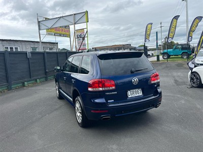 2006 Volkswagen TOUAREG - Thumbnail