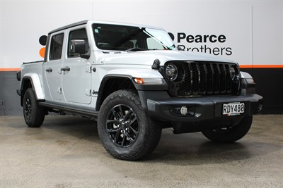 2024 Jeep Gladiator - Image Coming Soon