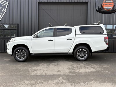 2020 Mitsubishi Triton - Thumbnail